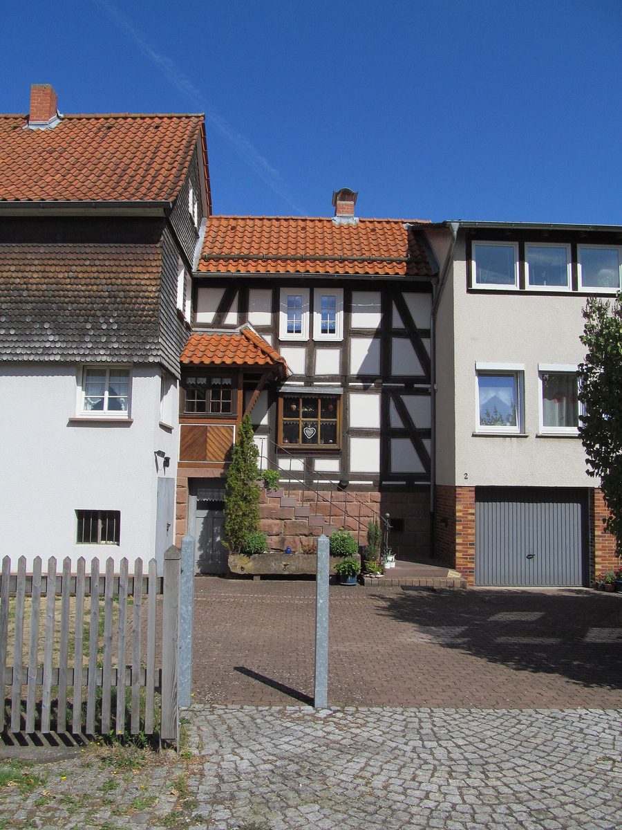 Fachwerkfassade des Hauses Kasseler Straße 2 in Ziegenhain, Schwalmstadt