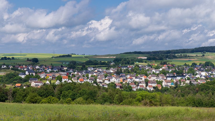 Kettenbach in Aarbergen von Südwesten gesehen