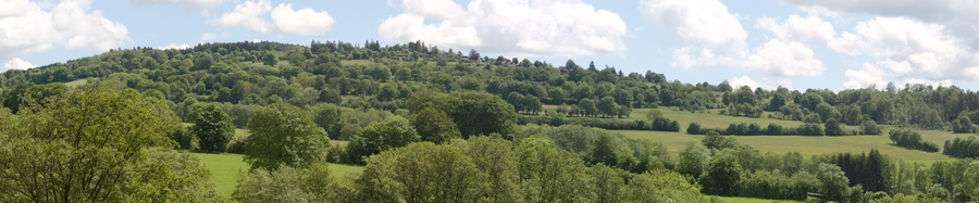 Panoramablick auf die Herchenhainer Höhe bei Sichenhausen im Vogelsberg