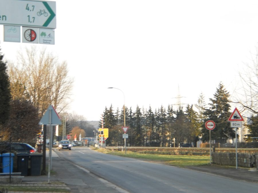 Beginn des Lahn-Eder-Radwegs am Lahntalradweg in Sarnau
