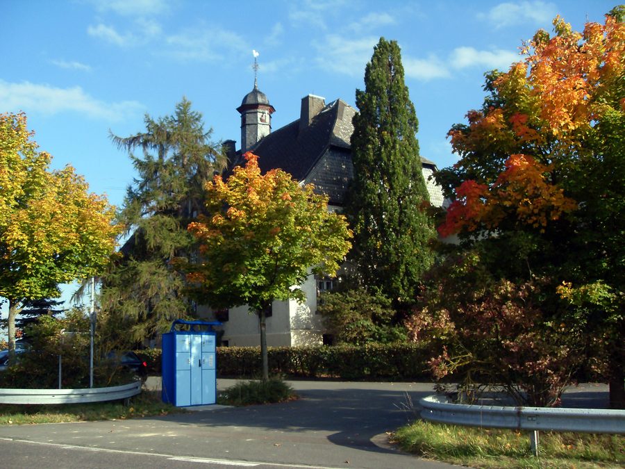 Außenansicht der Hühnerkirche in Limbach, Hünstetten