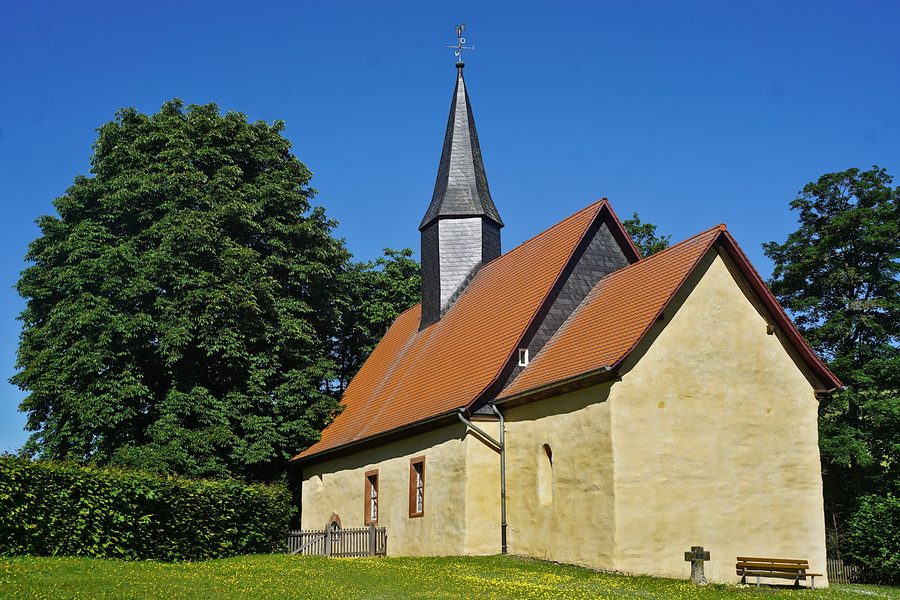 Evangelische Kirche in Hüddingen bei Bad Wildungen