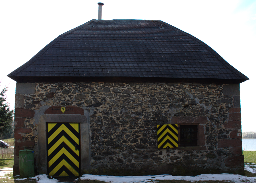 Building near the Nieder-Mooser See in Freiensteinau, Hesse