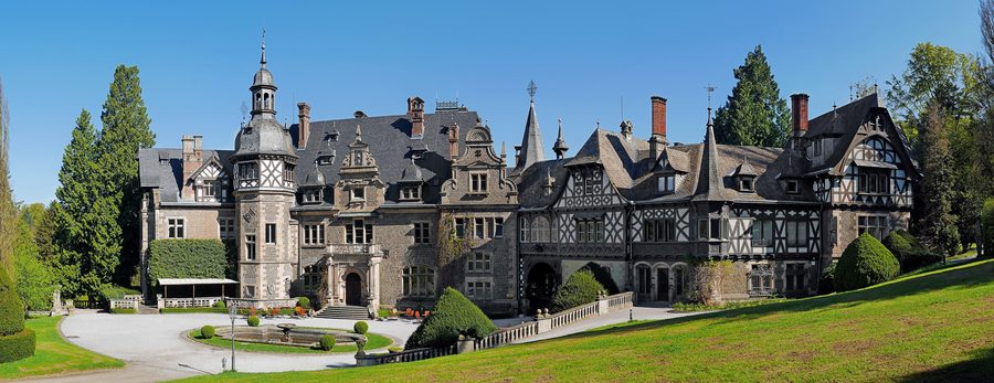 Schloss Rauischholzhausen mit Landschaftspark bei Ebsdorfergrund